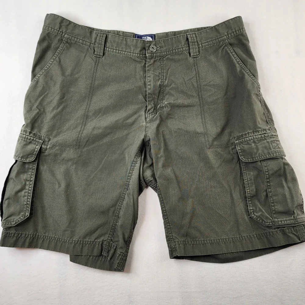 North Face Cargo‎ Shorts Mens Size 40 Olive Green Ripstop Hiking Utility